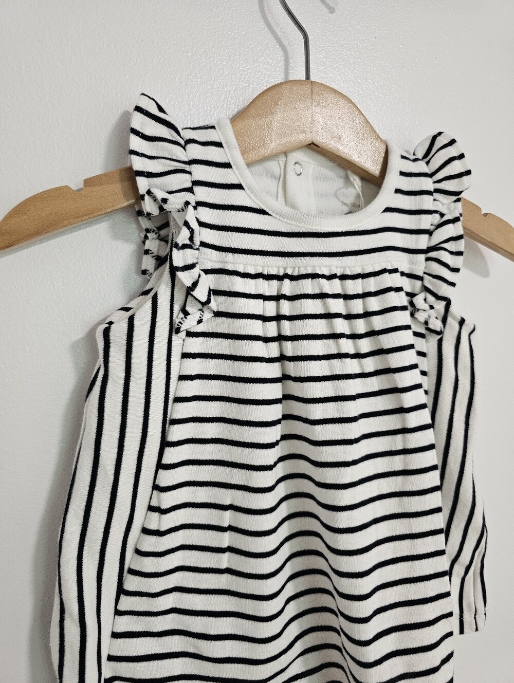 🧸2/20$ Petit Bateau Size 3M Striped Ruffle Sleeve Dress Baby Girl - Picture 5 of 7